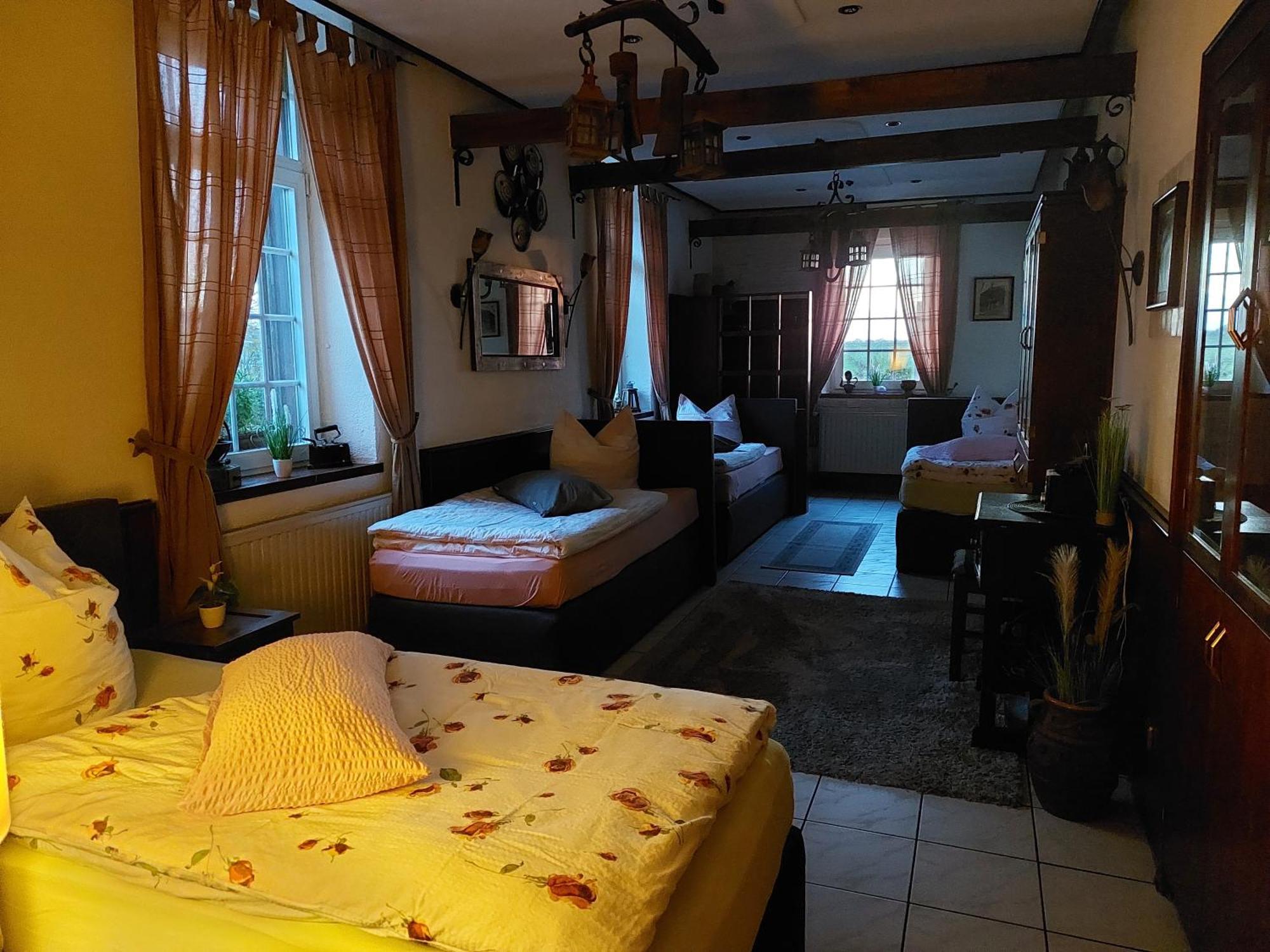 Ferienwohnung Villa Del Viola Leonardo Apartment Heinsberg  Kültér fotó